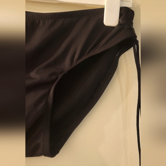 New Directions Black String Bikini Bottom with Pink‎ Accent (Size M) - Picture 9 of 12